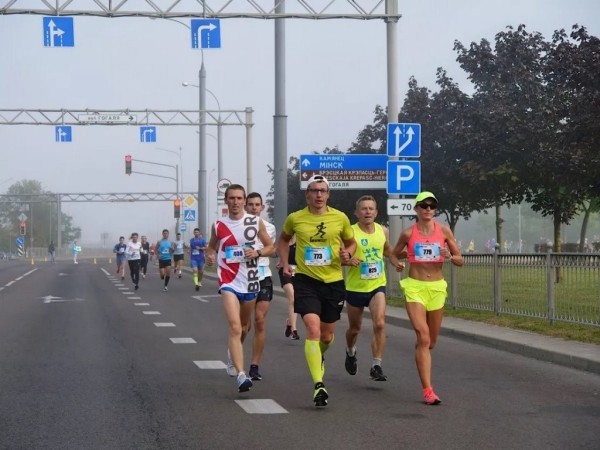 Около 400 человек вышли на старт Брестского полумарафона