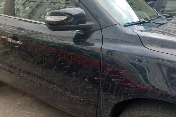 На дорогах Бреста: из-за обгона по обочине машина оказалась в грязи и получила скол стекла На дорогах Бреста: из-за обгона по обочине машина оказалась в грязи и получила скол стекла