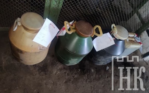 У двух жителей Каменецкого района обнаружено окрашенное топливо