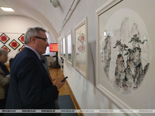 Выставку традиционной китайской живописи и каллиграфии презентовали в Бресте