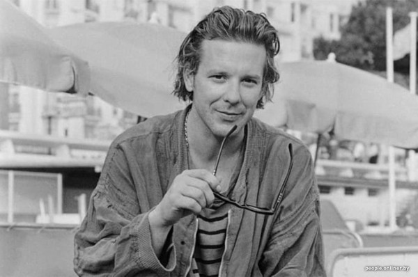 Как выглядят кинозвезды из 1990-х, от которых мы фанатели Как выглядят кинозвезды из 1990-х, от которых мы фанатели