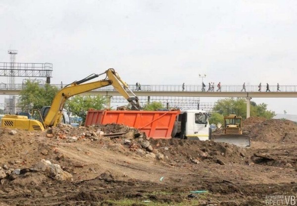 Назад в прошлое. Место, на котором построен новый автовокзал в Бресте
Назад в прошлое. Место, на котором построен новый автовокзал в Бресте