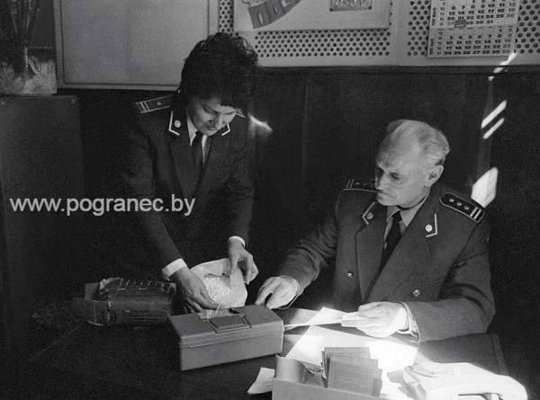 Это были «девяностые»… Брест. Вокзал. Таможня Это были «девяностые»… Брест. Вокзал. Таможня