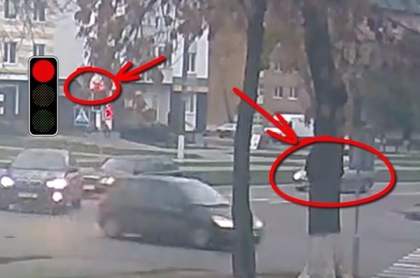 
                В Пинске на перекрестке произошло ДТП. Смотрите момент столкновения
            