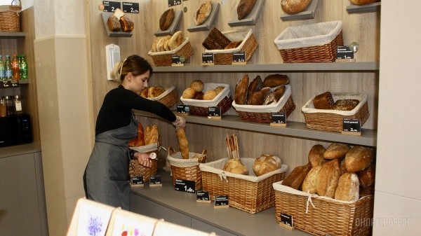 Будешь булочку? Еще бы! Брестская сеть пекарен-кондитерских предлагает вкуснейшую выпечку собственного производства, перед которой невозможно устоять Будешь булочку? Еще бы! Брестская сеть пекарен-кондитерских предлагает вкуснейшую выпечку собственного производства, перед которой невозможно устоять