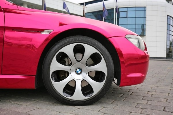 Минская «Барби» на розовом BMW 6-series: «Плёнка обошлась в $1 000, и я ждала её месяц»