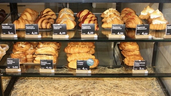 Будешь булочку? Еще бы! Брестская сеть пекарен-кондитерских предлагает вкуснейшую выпечку собственного производства, перед которой невозможно устоять Будешь булочку? Еще бы! Брестская сеть пекарен-кондитерских предлагает вкуснейшую выпечку собственного производства, перед которой невозможно устоять