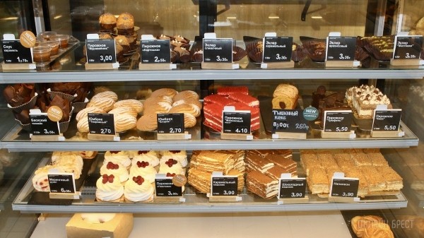 Будешь булочку? Еще бы! Брестская сеть пекарен-кондитерских предлагает вкуснейшую выпечку собственного производства, перед которой невозможно устоять Будешь булочку? Еще бы! Брестская сеть пекарен-кондитерских предлагает вкуснейшую выпечку собственного производства, перед которой невозможно устоять