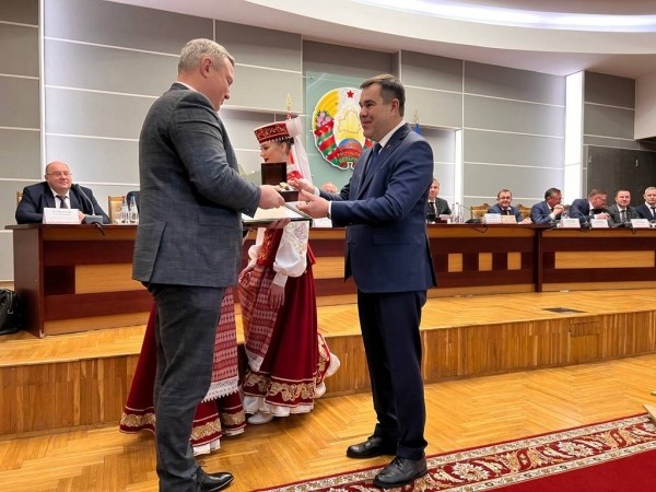 В Брестском облисполкоме вручили госнаграды передовикам АПК