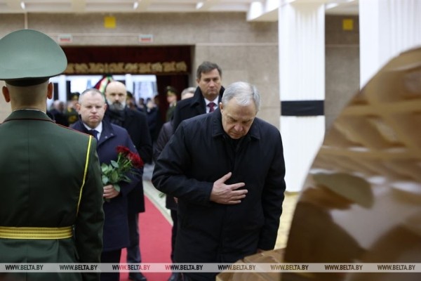 Церемония прощания с Владимиром Макеем