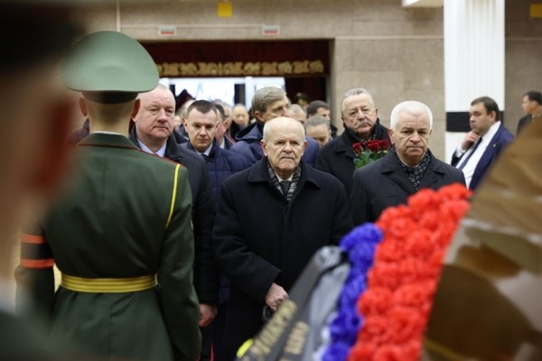 Церемония прощания с Владимиром Макеем