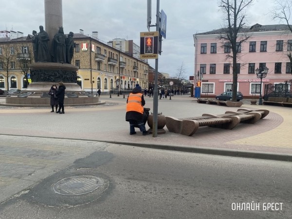 В октябре средняя зарплата в Беларуси составила 1636,4 рубля — Белстат
