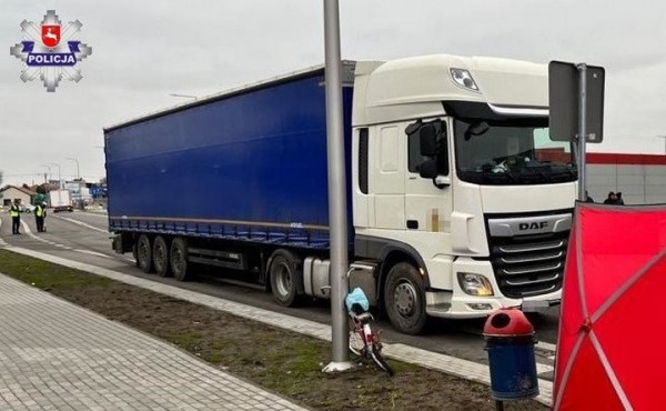 В Польше под колесами фуры белоруса погибла велосипедистка