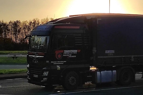 Наташа рулит. Откровения дальнобойщицы из Беларуси о буднях «неженской» профессии