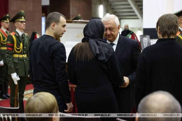 Церемония прощания с Владимиром Макеем