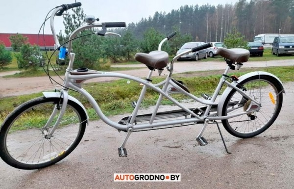 Белорус придумал бизнес на границе с Польшей — «велотакси» через пункт пропуска