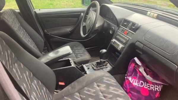 Житель Ивацевичей купил Mercedes-Benz за $2 000, а машина оказалась «трупом»