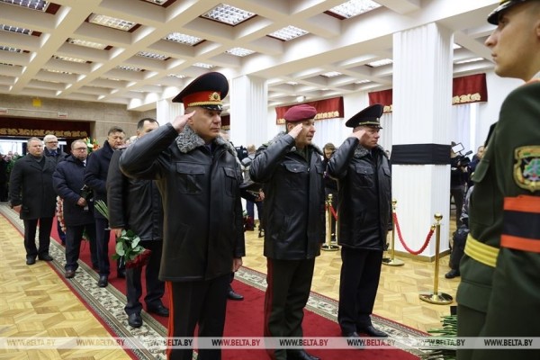 Церемония прощания с Владимиром Макеем