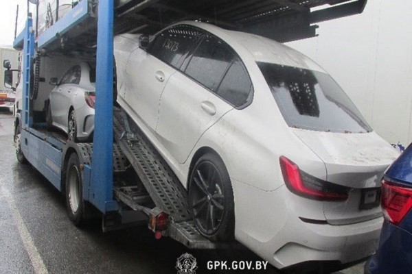 На американском аукционе BMW продали с «сюрпризом». Запрещенное вещество обнаружили белорусские пограничники