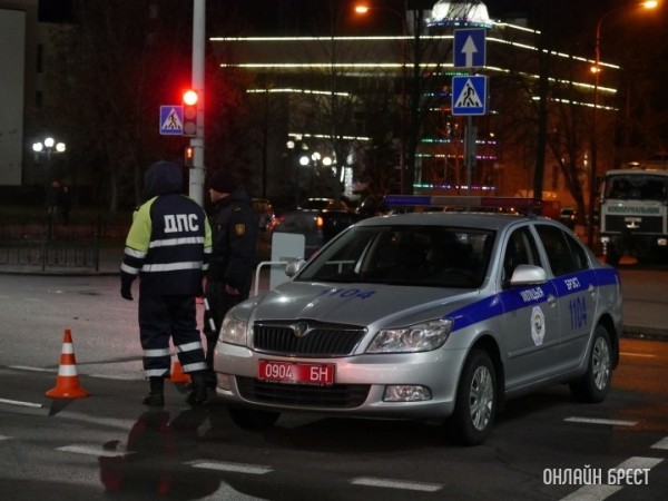 Милиция будет усиленно дежурить на 30 праздничных площадках Брестской области Милиция будет усиленно дежурить на 30 праздничных площадках Брестской области