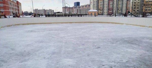 В Бресте готовят для заливки катки. Где они будут? В Бресте готовят для заливки катки. Где они будут?