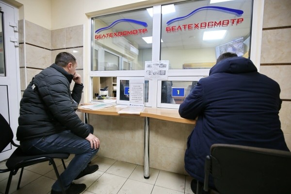 Нет катализатора — нет «дозвола». Как водители проходят техосмотр по новым правилам