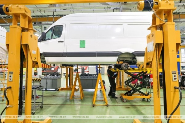 В Бресте дали старт белорусско-российскому проекту по сборке спецавтомобилей