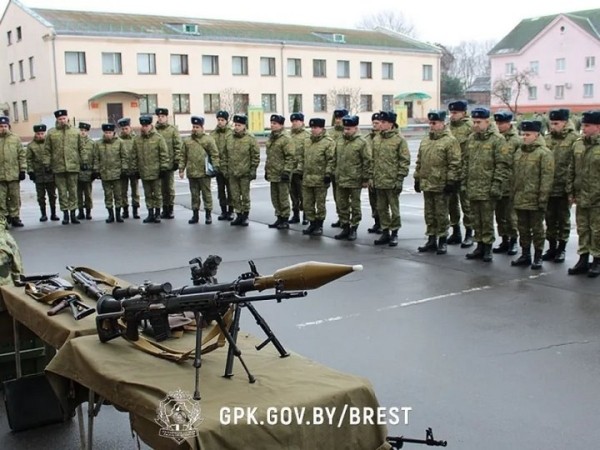 В Брестской пограничной группе начался новый учебный год
