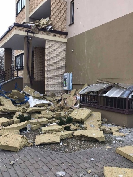 Не только утеплитель. Какие еще проблемы создал ветер в Бресте Не только утеплитель. Какие еще проблемы создал ветер в Бресте