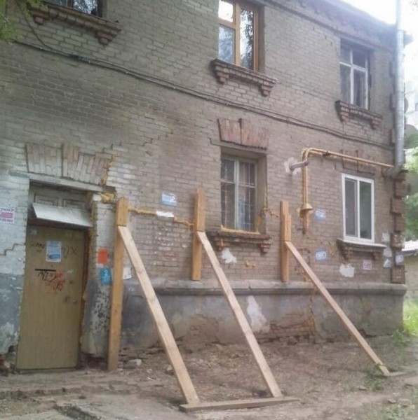 20 примеров того, что строительство не всегда подчиняется человеческой логике