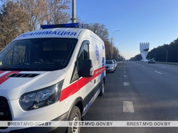 В Бресте ГАИ провела прогон «скорой» В Бресте ГАИ провела прогон «скорой»