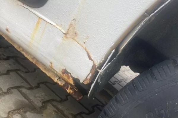 «Вместо возврата денег меня просто послали». История неудачной покупки микроавтобуса