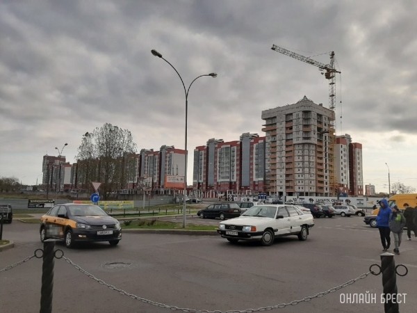 В Беларуси еще один банк вернул кредиты на недвижимость