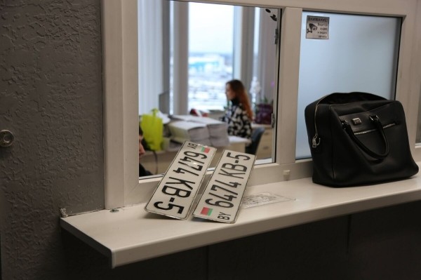 Перекупы-нелегалы придумали схему, как уйти от безналичного расчёта. Разбирались, в чём суть