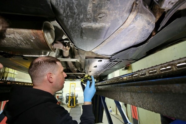 «Когда-то заплатил за машину 8 100 евро, а ей и сносу нет!». Белорус решился показать «живую» Audi A4 (B6) 1.9 TDI