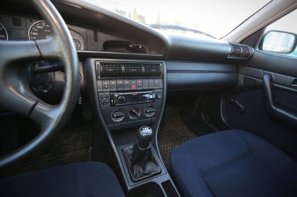 «Купил за $2 250 и горя не знаю!». Белорус о владении Audi 100 (C4) выпуска 1993 года «Купил за $2 250 и горя не знаю!». Белорус о владении Audi 100 (C4) выпуска 1993 года