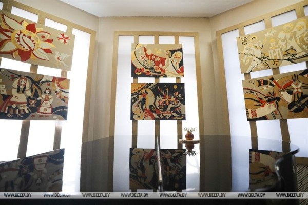 Выставка «Песні зямлі маёй» открылась в Бресте