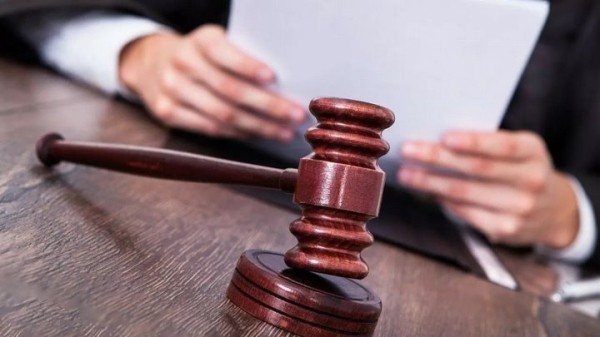 В Бресте будут судить иностранца за незаконное перемещение через границу крупной суммы денег В Бресте будут судить иностранца за незаконное перемещение через границу крупной суммы денег