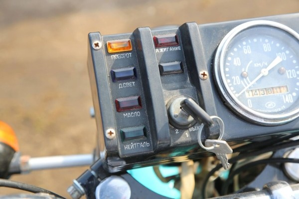 Новый &laquo;Иж&raquo; из советской коробки. Сколько же он сейчас стоит?