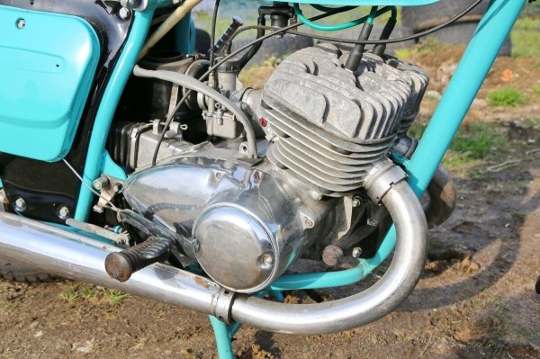 Новый &laquo;Иж&raquo; из советской коробки. Сколько же он сейчас стоит?