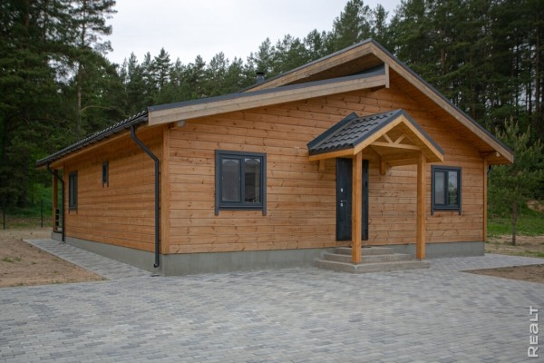 570 долларов за квадрат. Как выглядит и как устроен дом, построенный всего за 4 месяца 570 долларов за квадрат. Как выглядит и как устроен дом, построенный всего за 4 месяца