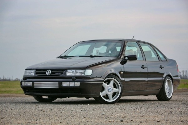 «Покраска обошлась в $3 200». В Беларуси нашли редкий VW Passat VR6 (B4) «Покраска обошлась в $3 200». В Беларуси нашли редкий VW Passat VR6 (B4)