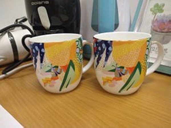 Белоруска перепутала кружки и выпила дезраствор вместо воды — спасти женщину не удалось Белоруска перепутала кружки и выпила дезраствор вместо воды — спасти женщину не удалось