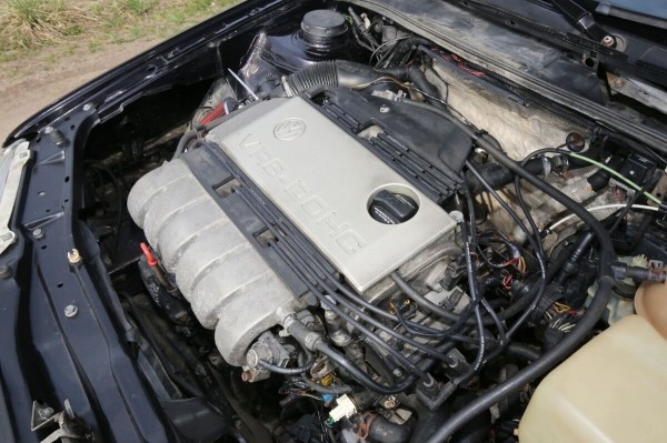 «Покраска обошлась в $3 200». В Беларуси нашли редкий VW Passat VR6 (B4) «Покраска обошлась в $3 200». В Беларуси нашли редкий VW Passat VR6 (B4)