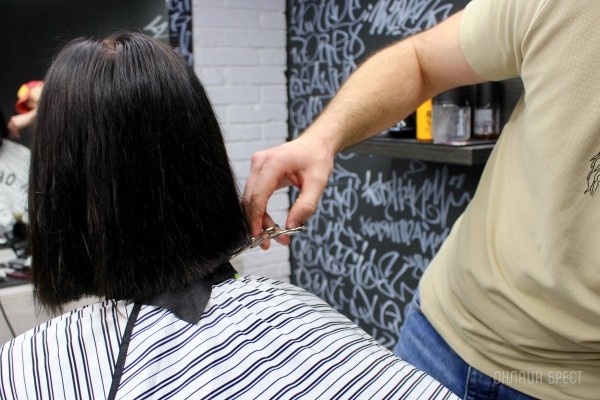 Вот что значит профессиональный уход для волос! Вместе оцениваем большой ассортимент инструментов и косметики в парикмахерском магазине «PROFISTYLE.BY» в Бресте