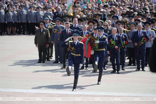 Более 50 тыс. человек стали участниками торжеств 9 Мая в Брестской крепости Более 50 тыс. человек стали участниками торжеств 9 Мая в Брестской крепости