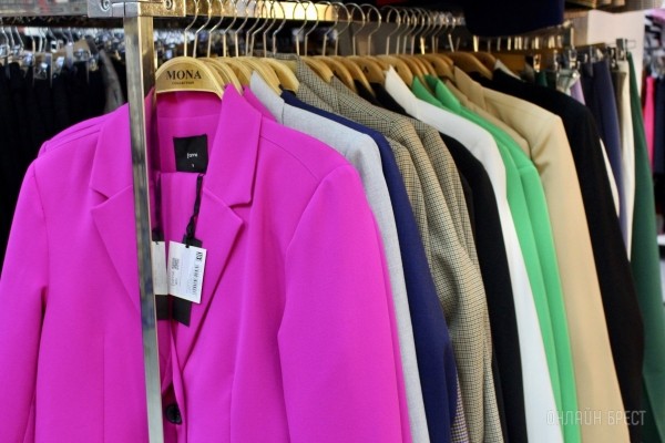 Вот что значит красивый шопинг! Большой фотообзор женской одежды «Mona Collection» в брестском ТЦ «Галерея Гранд» Вот что значит красивый шопинг! Большой фотообзор женской одежды «Mona Collection» в брестском ТЦ «Галерея Гранд»