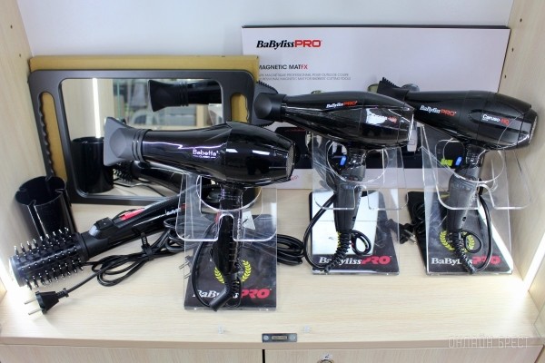 Вот что значит профессиональный уход для волос! Вместе оцениваем большой ассортимент инструментов и косметики в парикмахерском магазине «PROFISTYLE.BY» в Бресте