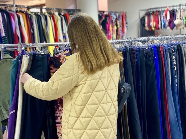 Мировой экспорт секонд-хенда: кто и сколько зарабатывает на б/у одежде Мировой экспорт секонд-хенда: кто и сколько зарабатывает на б/у одежде