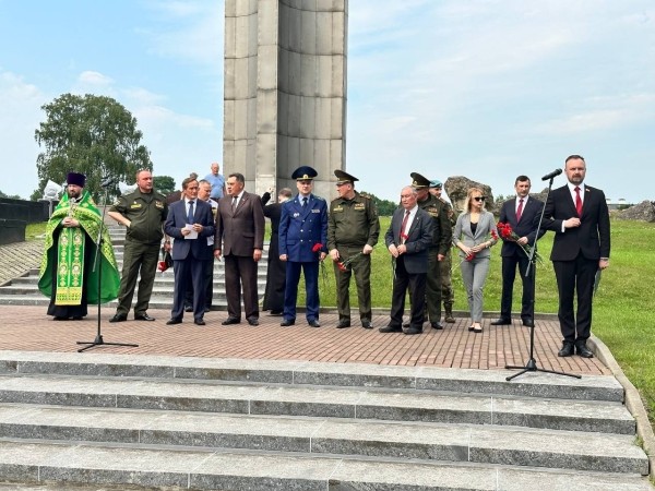 В Брестской крепости перезахоронили останки защитников легендарной цитадели над Бугом